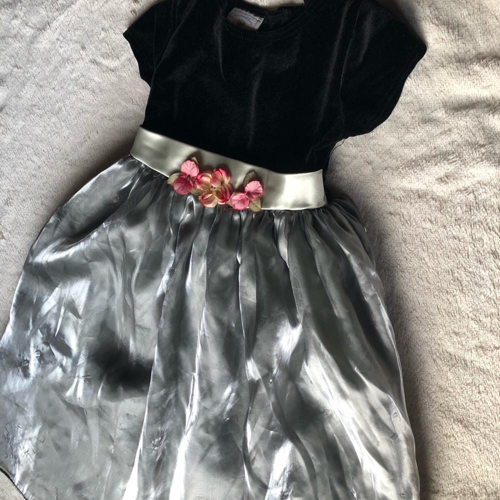 Girls dress, size 6x